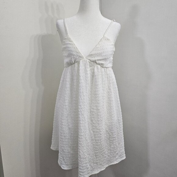 Sweetie Status White Crinkle Sleeveless Tie-Back Babydoll Dress size Small - Picture 14 of 15